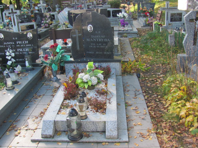 Grób Tadeusz Mantryba