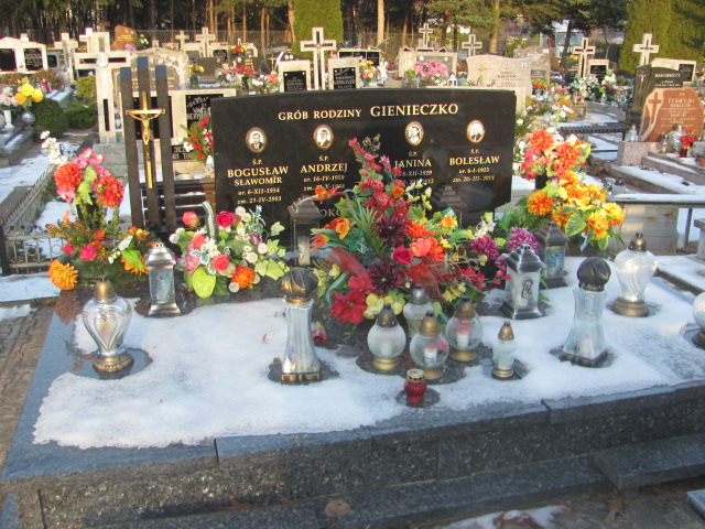 Grób Bolesław Gienieczko