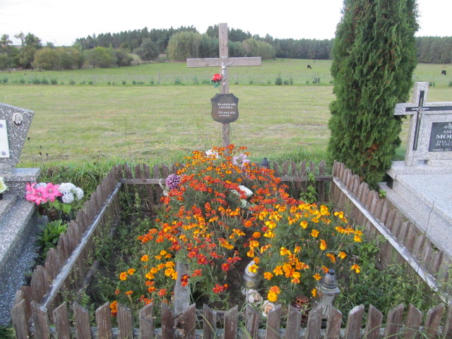 Grób TADEUSZ LIPIŃSKI 