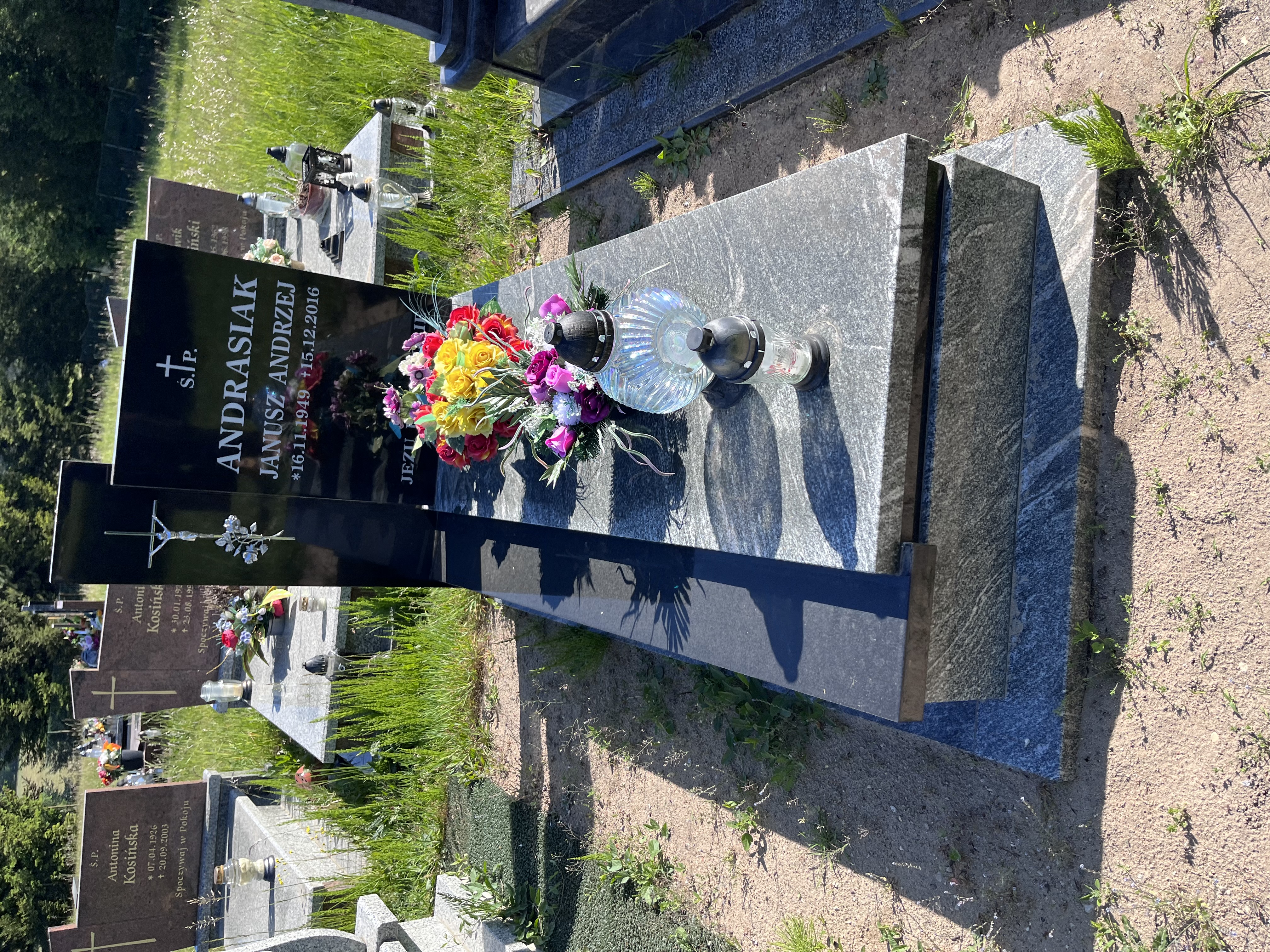 Grób IRENA ANDRASIAK